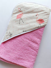 Load image into Gallery viewer, Flamingo towel