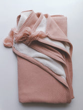 Cargar imagen en el visor de la galería, Pink London blanket