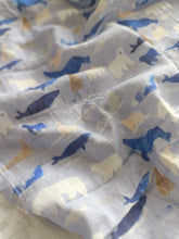 Cargar imagen en el visor de la galería, Artic swaddle