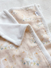 Cargar imagen en el visor de la galería, Puffy muslin blanket