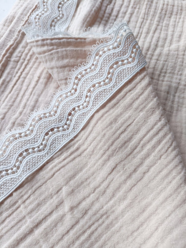 Deluxe lace swaddle
