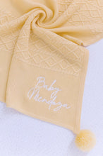 Cargar imagen en el visor de la galería, Pompom blanket