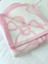 Cargar imagen en el visor de la galería, Pink bow deluxe blanket