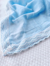 Cargar imagen en el visor de la galería, Deluxe lace swaddle