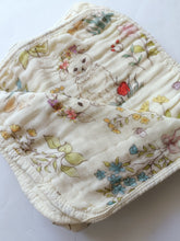 Cargar imagen en el visor de la galería, Baby sheep blanket