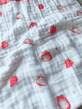 Cargar imagen en el visor de la galería, Cobija strawberry
