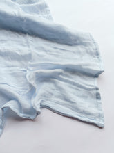Cargar imagen en el visor de la galería, Blue sky swaddle