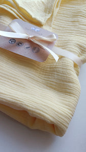 Raw vanilla muslin