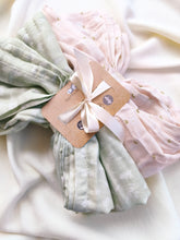 Cargar imagen en el visor de la galería, Mint flower set