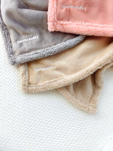 Cargar imagen en el visor de la galería, Pana blanket