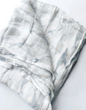 Cargar imagen en el visor de la galería, Grey whale prime