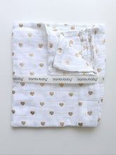 Cargar imagen en el visor de la galería, golden hearts muslin